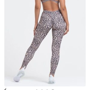 COPY - LICI FIT Python leggings🐍